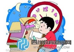 8歲男孩每天寫(xiě)作業(yè)到10點(diǎn) 家長(zhǎng)無(wú)奈幫著寫(xiě)