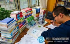 14歲少年自學攻讀大學 靠網(wǎng)絡(luò)學會鋼琴